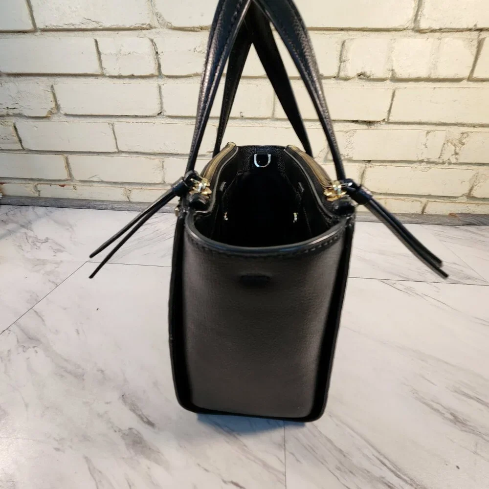 Like New Kate Spade Patterson Drive Black Leather Crossbody Bag Purse